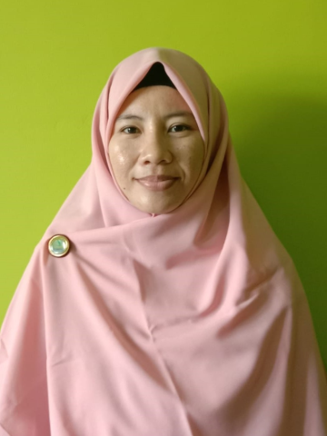 Suchy Hertina Azhari, S.Pd